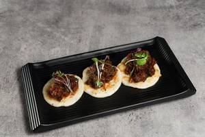 Crisphy Beef With Peppercoin  Paratha
