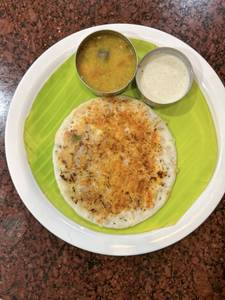 Onion Uttapam