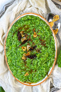 Palak khichdi 