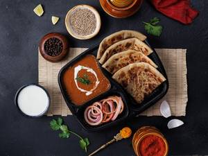 Aloo Paratha With Dal Makhani