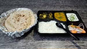 Plain Thali With Tawa Roti