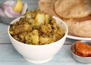 Special Puri Bhaji Sukha (4 Pcs)