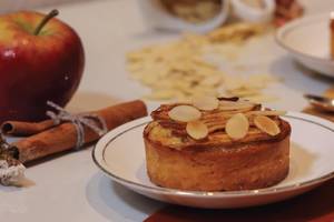 Apple And Almond Tart