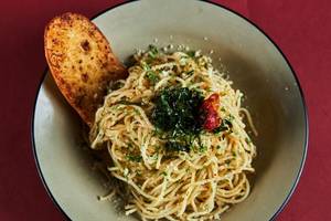 Aglio Olio Spaghetti