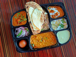 Veg Deluxe Thali