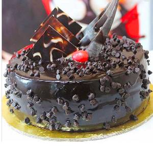 Premium Chocolate Chips Cake