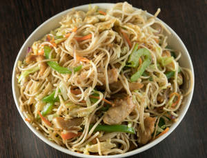 Chicken Schezwan Noodles