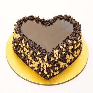 Eggless Choco Chips Heart Cake New 3
