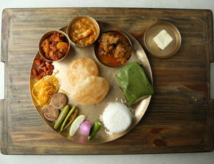 Raj Bhog Betki Macher Combo