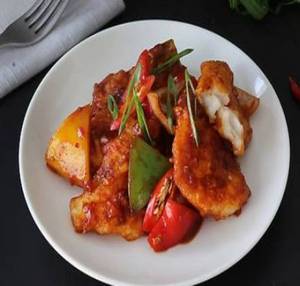 Pan Fried Chilly Fish (8 Pcs)