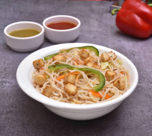 Paneer Schezwan Noodles