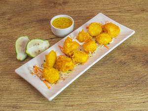 Gondhoraj Fish Pakora (10pcs)