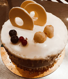 Exotic Litchi Cake 1kg