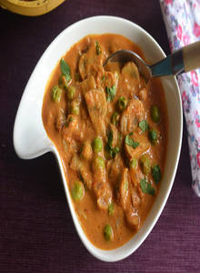 Mutter Mushroom Masala