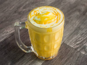 Kesar Elaichi Shake with ice cream