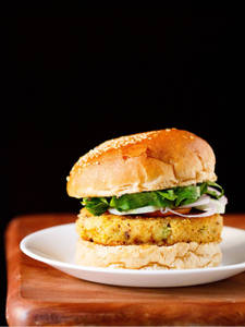 Aloo Tikki Burger