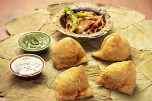 Samosas [2 Pieces]