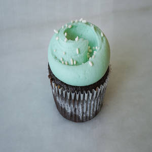 Chocolate Cupcake With Vanilla Buttercream - Pack of Two