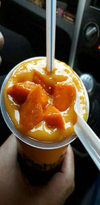 Alphonso Fresh Mango Juic