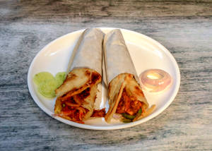 Egg Chicken Tikka Roll