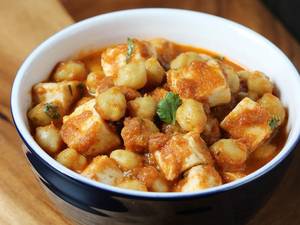 Chana Paneer