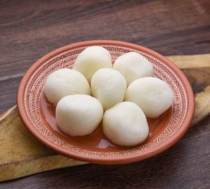 Small Rasgulla