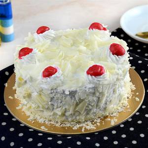 Eggless White Forest Cake (1 Pound)