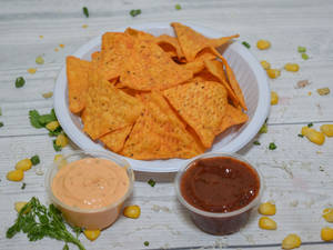 Nachos with Cheese & Salsa Dip