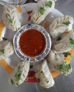Chicken Steamed Momos (7 Pc)