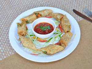 Vegetable Spring Rolls (4 Pcs)