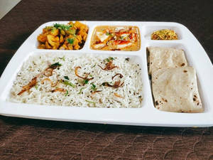 Paneer Thali [dc]