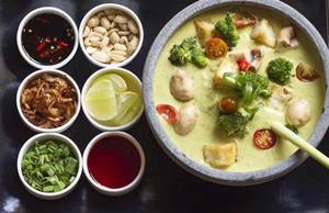 Chicken Burmese Khao Suey Noodles N Assorted Condiments