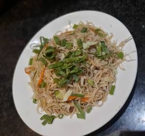 Veg Hakka Noodles
