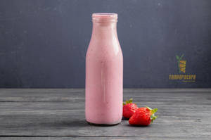 Strawberry Shake (seasonal)