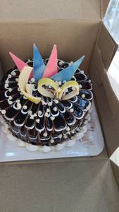 Choco Chips Cake (500 Gms).