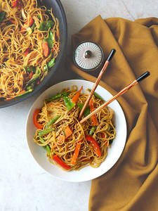 Roasted Chilli Garlic Butter Maggi