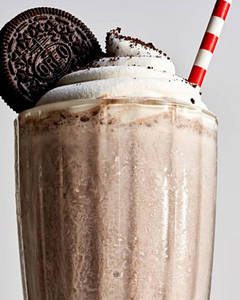 Oreo Cupcake Milkshake