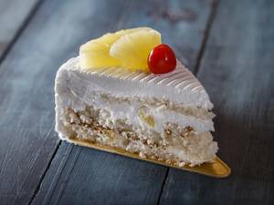 PINEAPLE PASTRY