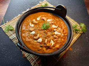 Kaju Curry( Chef`s Special )