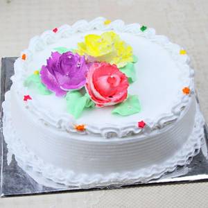 Fresh Cream Vanilla Cake [500 Gm]                                                                                          
