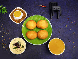 Mysore Bonda [4 Pcs]
