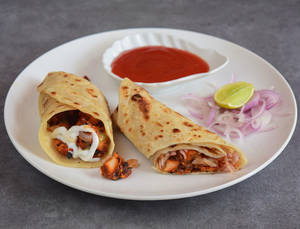 Tawa Paneer Roll With Cheese