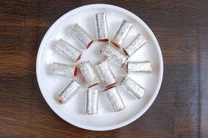 Kaju Anjeer Roll