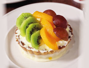 Fresh Fruit Tart ( 275.8 Kcal) ( 100g )