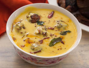 Kadhi Pakoda