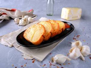 Peri Peri Cheese Garlic Bread