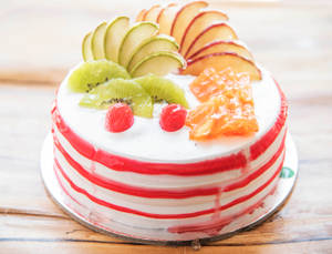 Fresh fruit cake