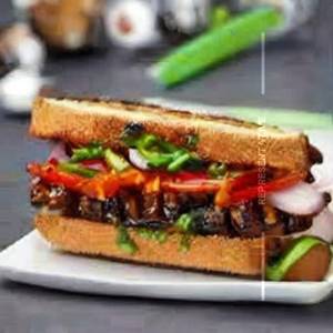 Chilli Mushroom Grilled Sandwich