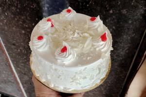 White Forest Cake