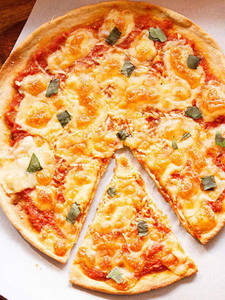 Margarita Cheese Pizza
